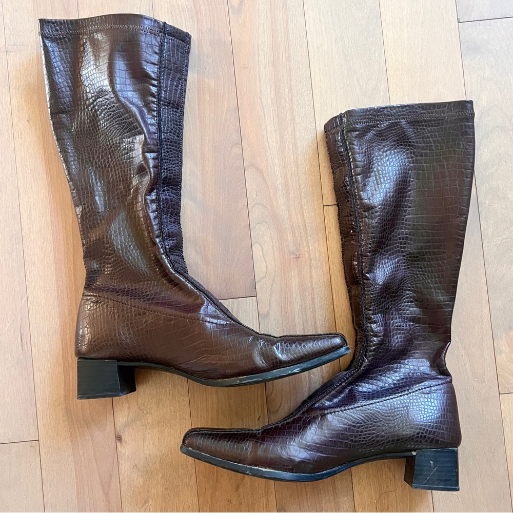 Chocolate brown vintage Rieker crocodile boots